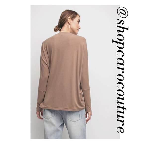 Long sleeve ruched tee - Picture 3 of 9